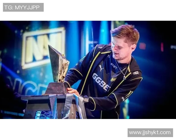 电竞新闻CSGO热点分析V5战队如何成功实现中路突破战术策略 电竞新闻CSGO热点分析V5战队如何成功实现中路突破战术策略